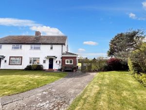 Front exterior- click for photo gallery